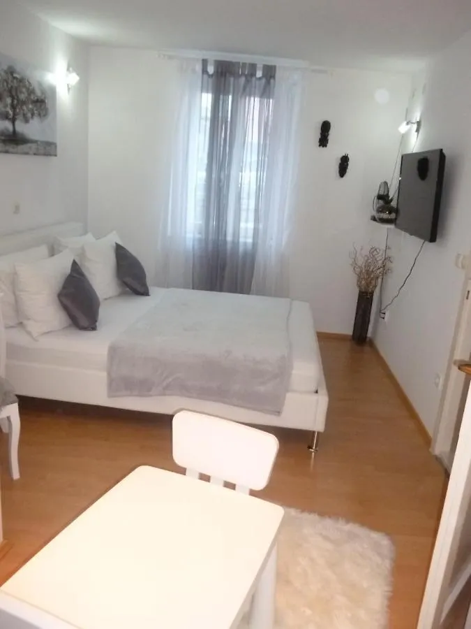 Apartament House Niko Kaštela