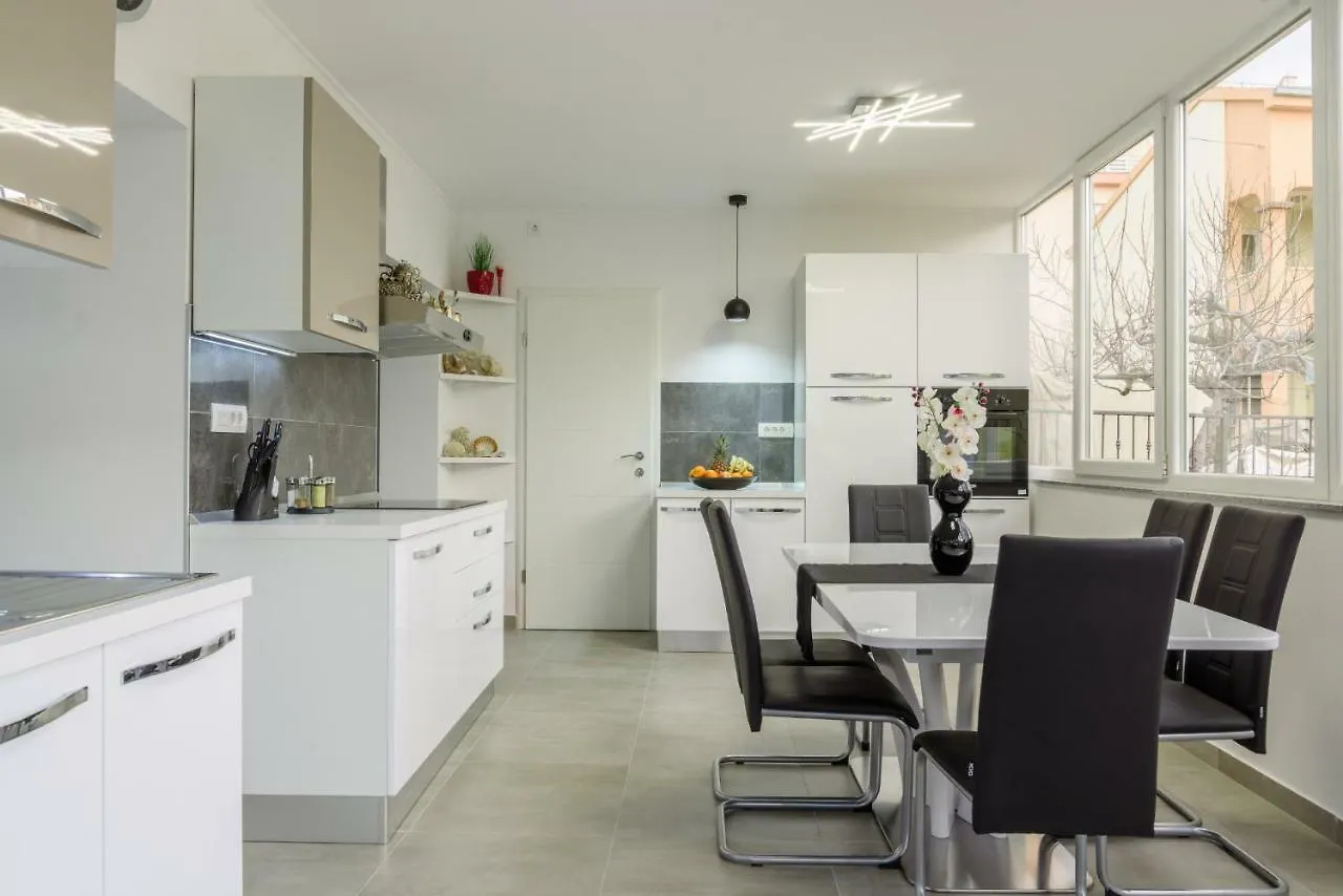 Apartament House Niko Kaštela Chorwacja