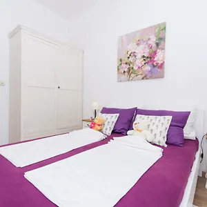 Lavanda Apartament